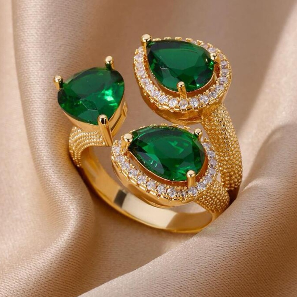 Angie bridal wedding ring - Picture 1 of 3